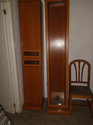 Conjunto Mueble TV y Vitrina + 4 Sillas