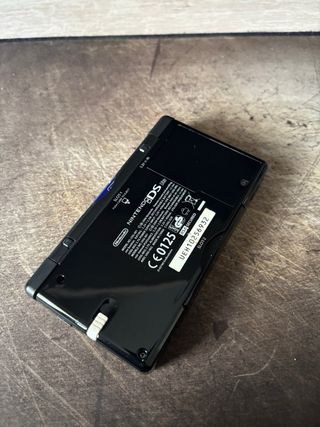 Nintendo DS Lite Negra + 2 Juegos / Cristian