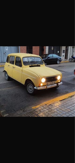 Renault 4L 1982