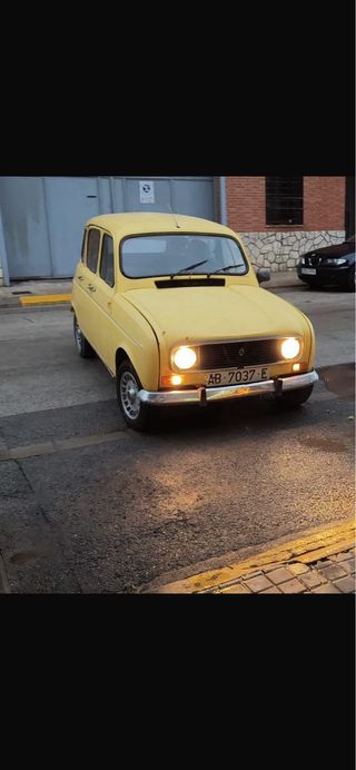 Renault 4L 1982