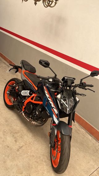 Moto Naked KTM Manual