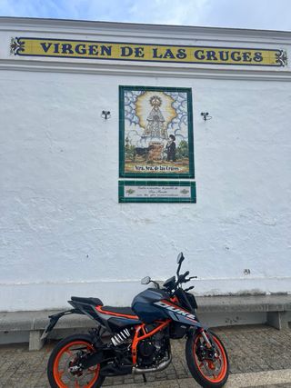 Moto Naked KTM Manual