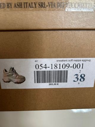 Zapatillas ASH Talla 38 Beige. Piel y suela track