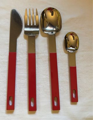 Set posate Abert design rosso