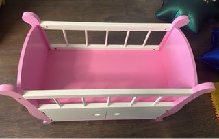 Cuna de madera para muñecos de Juguettos
