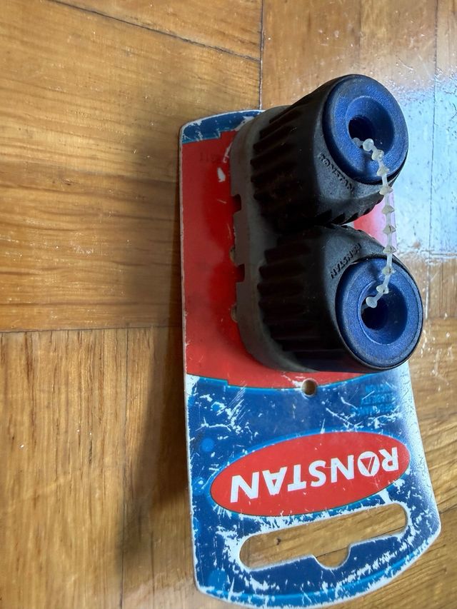 Mordaza Ronstan Fibra Carbon para cabos  2 - 8 mm.