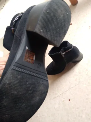 Botines negros talla 38