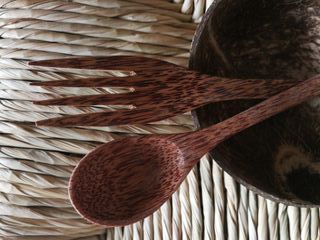 Set cuenco, tenedor y cuchara de coco