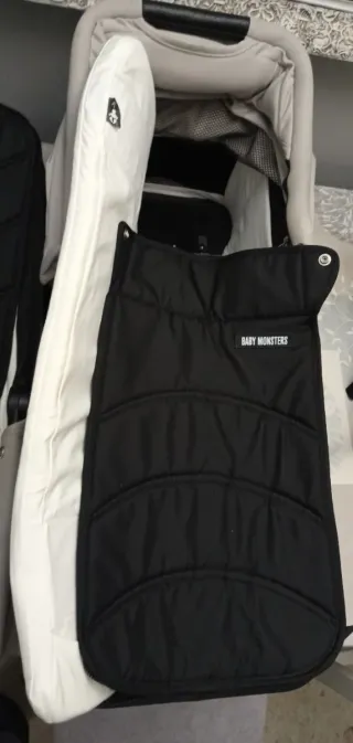 2 Capazos Baby Monster Easy Twin4