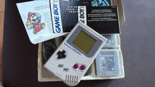 Nintendo Game Boy Clásica con Caja Original