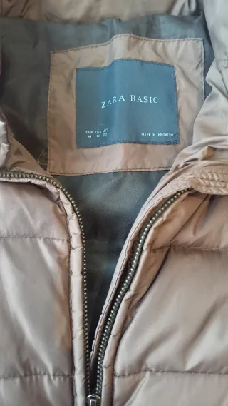 Plumífero largo mujer Zara marrón