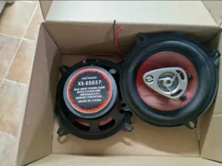 Pareja de altavoces 2 vías XS-E5037