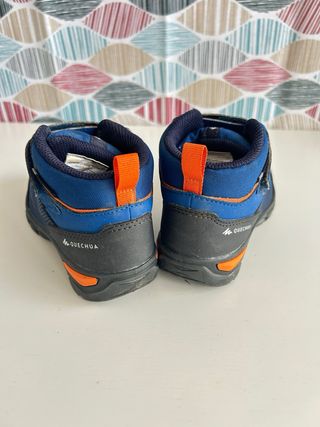 Botas montaña Quechua niño/niña talla 29