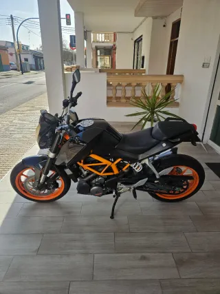 KTM 390 Duke