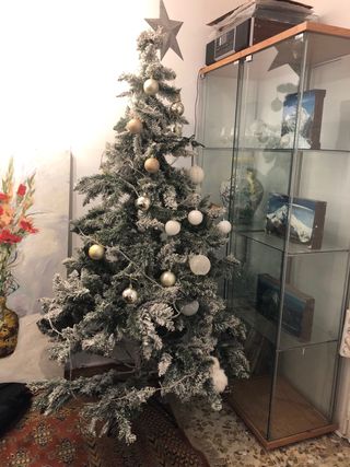 Árbol de Navidad 160cm con adornos NEVADO