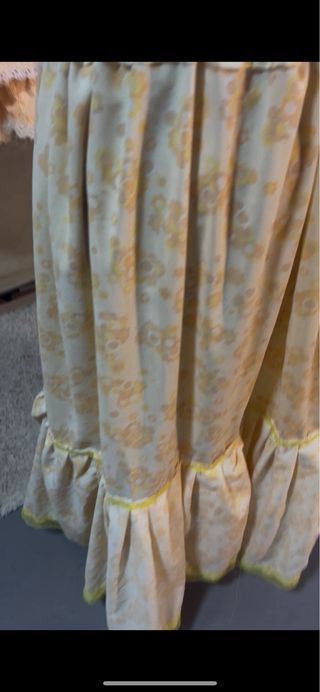 Zagalejo adulto blanco y amarillo