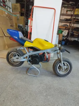 Minimoto 50cc Infantil de gasolina.