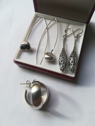 Pendientes largos de plata