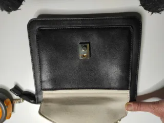 Bolso de hombro Zara negro y beige