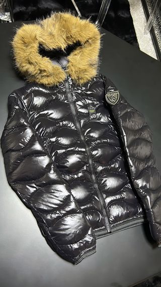 Giacca imbottita con cappuccio e pelliccia