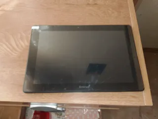 Tablet con teclado y ratón