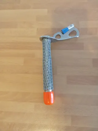 Tornillo de escalada en hielo