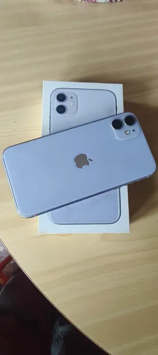 iPhone 11 Morado