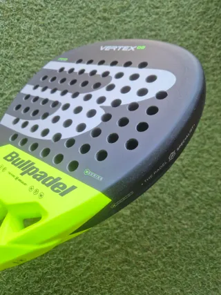 Pala Pádel Bullpadel