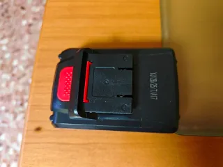 Taladro Percutor Batería 21V con Accesorios