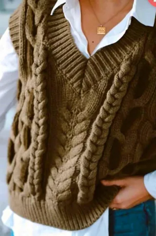 Chaleco Zara trenzado verde talla S.