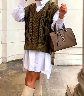 Chaleco Zara trenzado verde talla S.