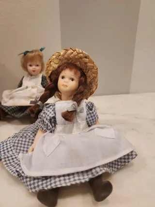 Collezione di Bambole in Porcellana Antica