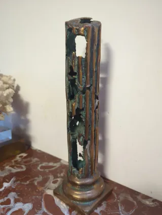 Escultura Columna de bronce decorativa 32cm de alt
