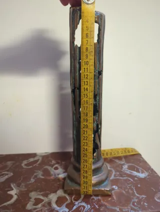Escultura Columna de bronce decorativa 32cm de alt
