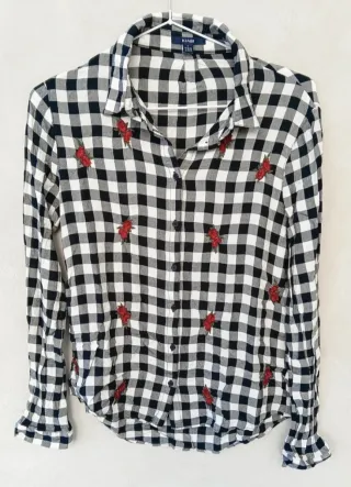 Camicia donna, Kiabi, tg S, bianca e nera con rose