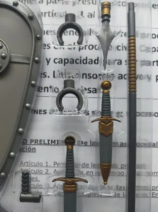 Mythic Legions Pack de Armas Caballeros Eathyron