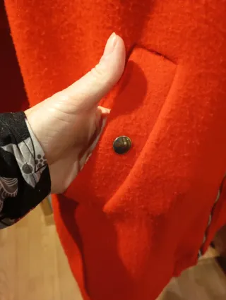 Abrigo/Chaquetón de paño rojo