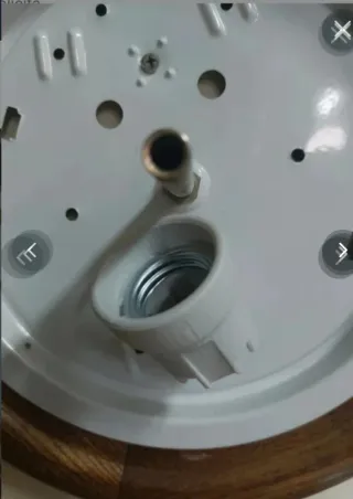 Plafoniera in vetro e legno