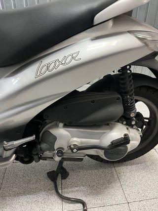 Peugeot Looxor 125cc Scooter