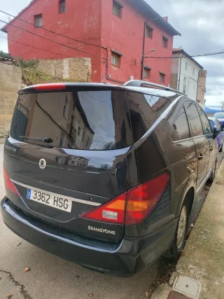 SsangYong Rodius 2013