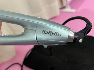 Plancha de pelo gris/verde azulado