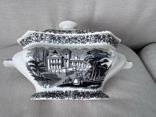 Sopera La Cartuja Vista Alegre Negra