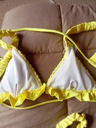Bikini amarillo talla  XS