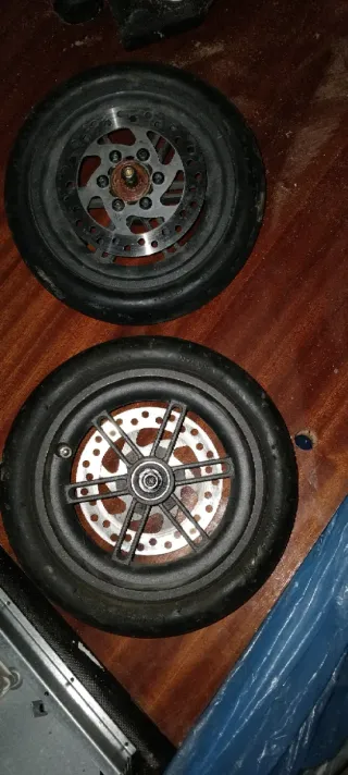 Rueda Patinete Eléctrico con Disco Freno