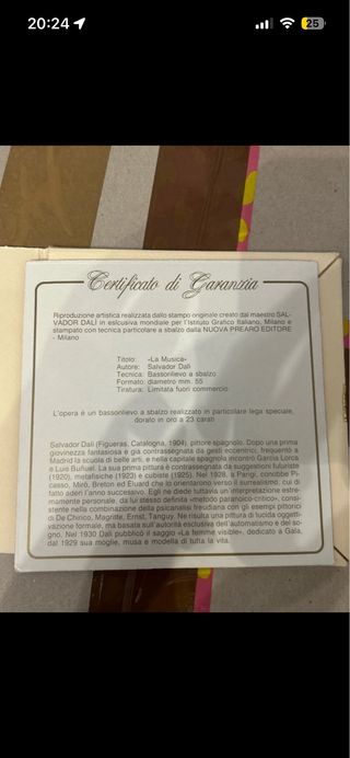 bassorilievo o medaglia intitolato Salvador Dali