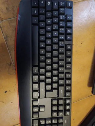 Lote Teclados Inalambricos Negros