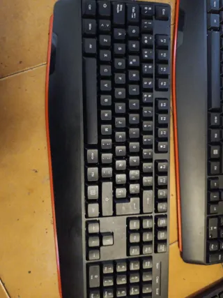 Lote Teclados Inalambricos Negros