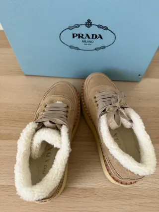 Zapatillas Prada Beige/Marrón Talla 36