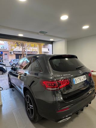 Mercedes-Benz GLC 300 SUV 4 MATIC GRIS OSCURO 2021