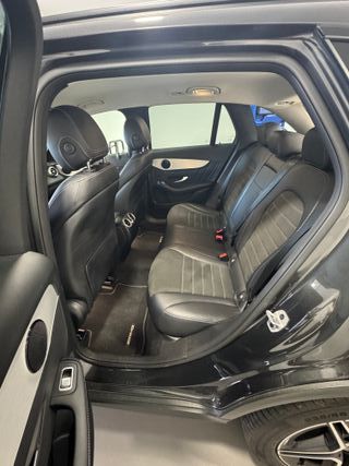 Mercedes-Benz GLC 300 SUV 4 MATIC GRIS OSCURO 2021